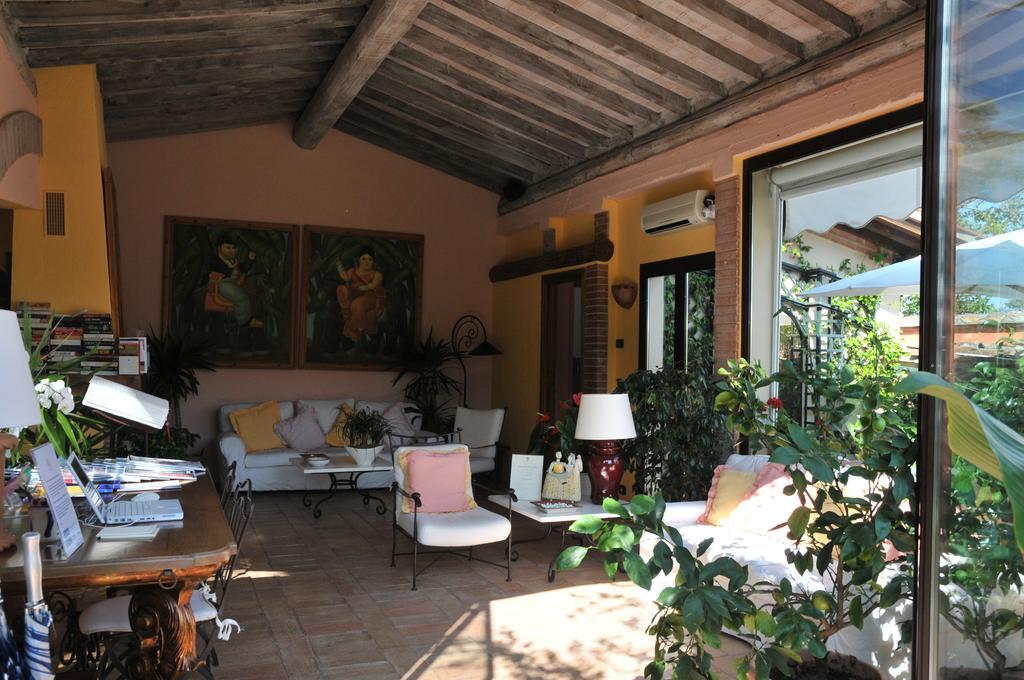 בית הארחה Montepulciano Stazione 	Relais San Bruno מראה חיצוני תמונה